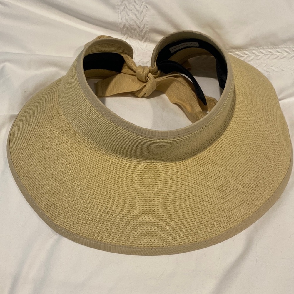 Pineapple and star visor